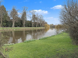 Photo 17- click for photo gallery